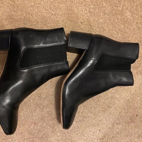 Clarks Sz 7.5 UKAnkle boots black - Picture 3 of 5